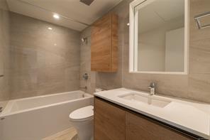 705-369 Tyee Rd — listing photo 30 of 47