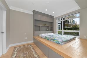 101-935 Cloverdale Ave — listing photo 15 of 51
