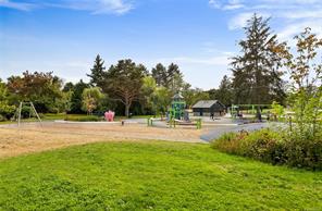 101-935 Cloverdale Ave — listing photo 51 of 51