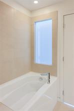 406-399 Tyee Rd — listing photo 38 of 81