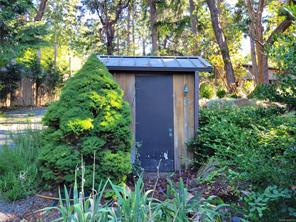 264 Forbes Dr — listing photo 37 of 48
