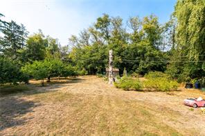 4260 Springridge Cres — listing photo 22 of 36