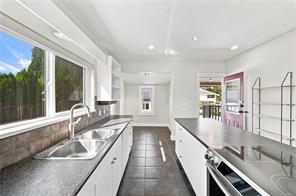 339 Herbert St — listing photo 16 of 54
