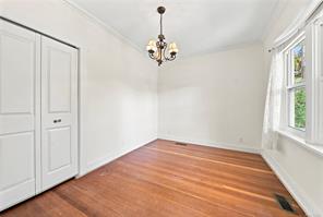 339 Herbert St — listing photo 18 of 54