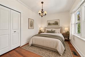 339 Herbert St — listing photo 19 of 54
