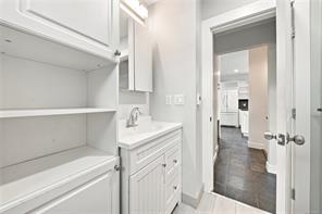 339 Herbert St — listing photo 22 of 54