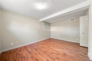339 Herbert St — listing photo 35 of 54
