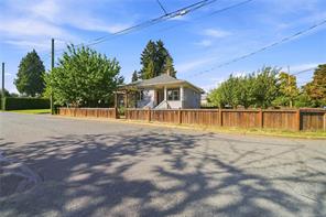 339 Herbert St — listing photo 47 of 54