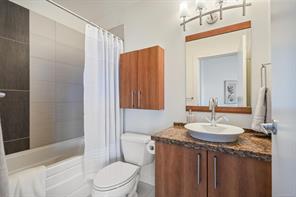 726-2745 Veterans Memorial Pkwy — listing photo 16 of 24