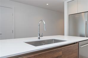 402-369 Tyee Rd — listing photo 15 of 39