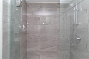 402-369 Tyee Rd — listing photo 21 of 39