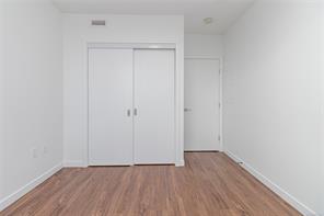 402-369 Tyee Rd — listing photo 23 of 39