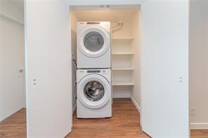 402-369 Tyee Rd — listing photo 25 of 39