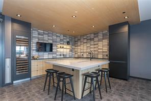 402-369 Tyee Rd — listing photo 34 of 39