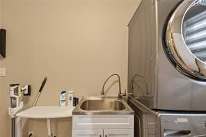 3054 Keystone Dr — listing photo 47 of 54