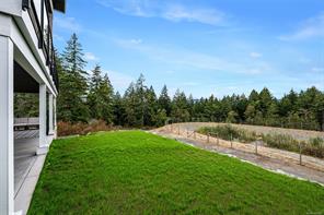 6261 Highwood Dr — listing photo 22 of 87