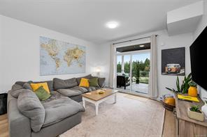 6261 Highwood Dr — listing photo 30 of 87