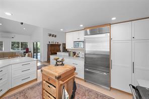 10915 Cedar Lane — listing photo 27 of 81