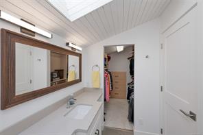 10915 Cedar Lane — listing photo 41 of 81