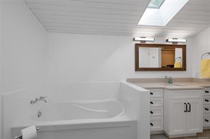 10915 Cedar Lane — listing photo 43 of 81