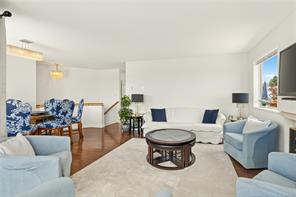 5425 Leslie Cres — listing photo 21 of 63