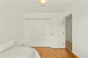 5425 Leslie Cres — listing photo 38 of 63