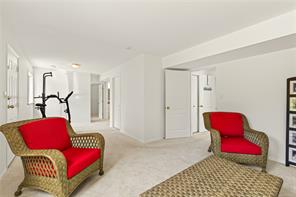 5425 Leslie Cres — listing photo 42 of 63