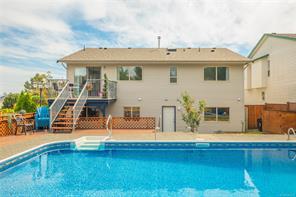 5425 Leslie Cres — listing photo 49 of 63