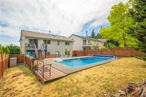 5425 Leslie Cres — listing photo 50 of 63