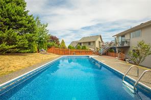 5425 Leslie Cres — listing photo 52 of 63