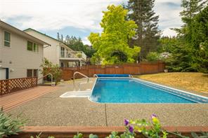 5425 Leslie Cres — listing photo 53 of 63
