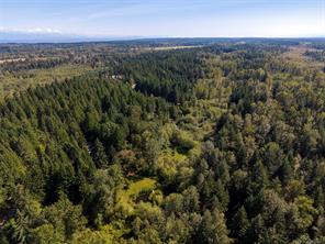 4026 MacAulay Rd — listing photo 20 of 46