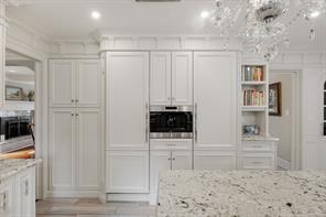 2773 Arbutus Rd — listing photo 17 of 58