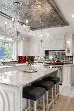 2773 Arbutus Rd — listing photo 18 of 58