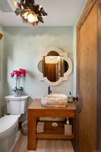 2773 Arbutus Rd — listing photo 27 of 58