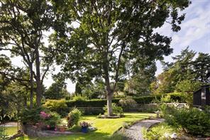 2773 Arbutus Rd — listing photo 54 of 58