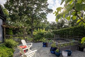 2773 Arbutus Rd — listing photo 56 of 58