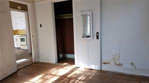 832 Lampson St — listing photo 14 of 20