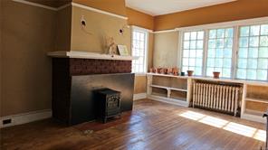 832 Lampson St — listing photo 19 of 20