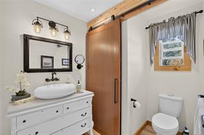 9484 Martin Park Dr — listing photo 41 of 73