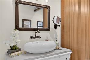 9484 Martin Park Dr — listing photo 42 of 73