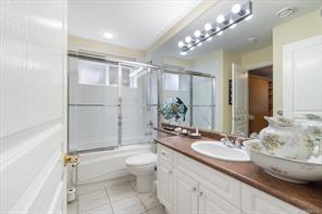 1266 Saturna Dr — listing photo 30 of 63