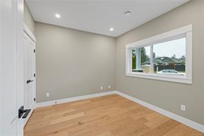 715 Doehle Ave — listing photo 17 of 59