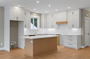 715 Doehle Ave — listing photo 25 of 59