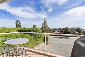 6508 Bella Vista Dr — listing photo 18 of 49