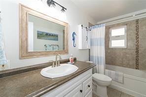 2715 Linden Lane — listing photo 28 of 60