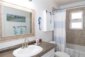 2715 Linden Lane — listing photo 29 of 60