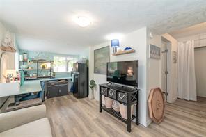 2715 Linden Lane — listing photo 38 of 60