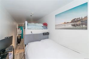 2715 Linden Lane — listing photo 53 of 60