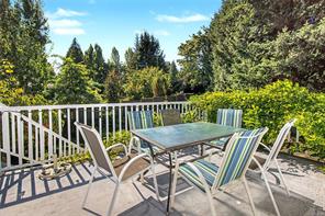 3071 Shamrock Pl — listing photo 14 of 38